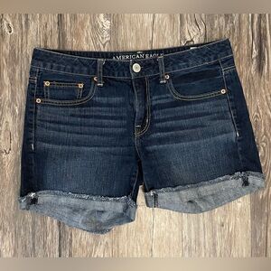 American Eagle Outfitters Dark Wash Denim Cutoff Shorts Size 6 Distressed Cuffed